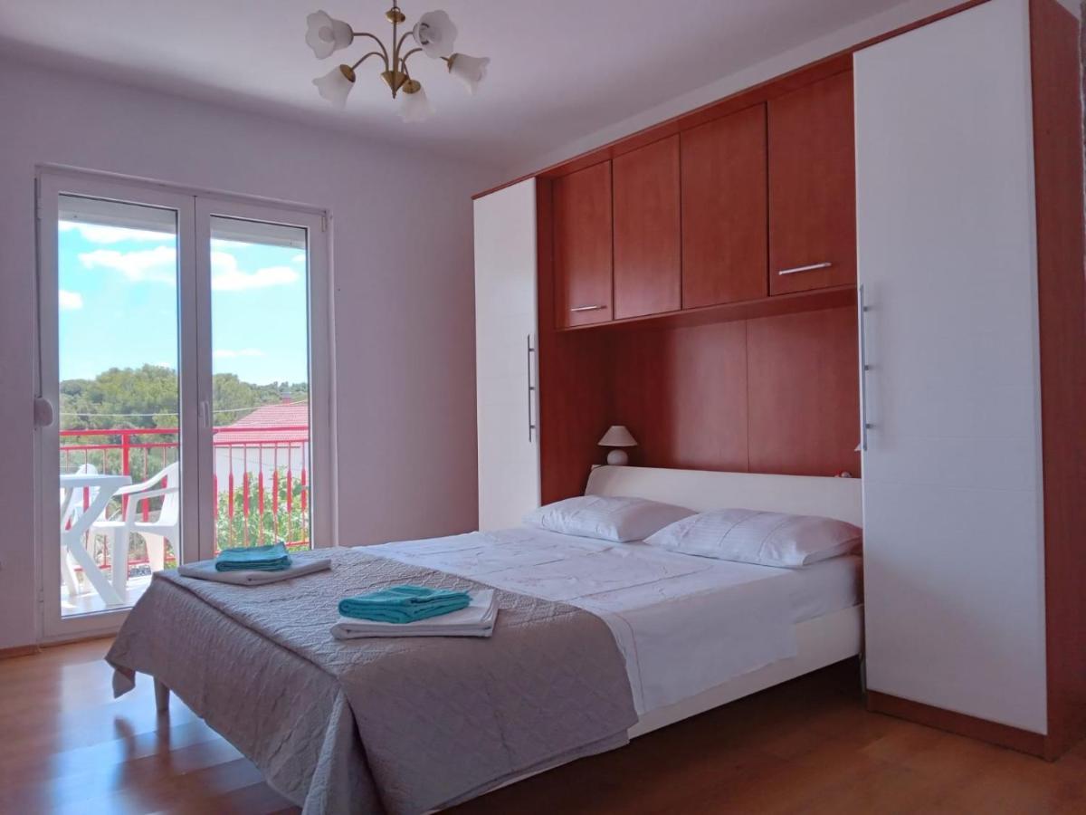 Francis Appartements Pakoštane Exteriér fotografie