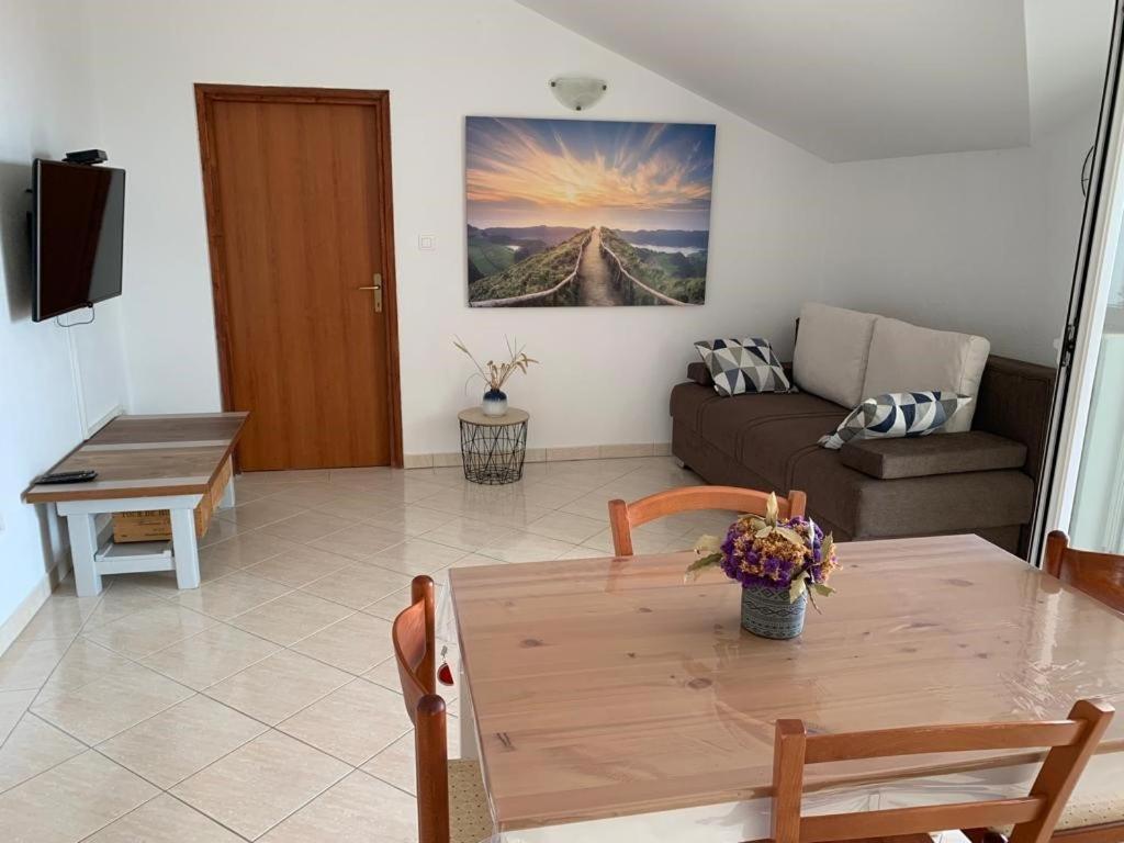 Francis Appartements Pakoštane Exteriér fotografie