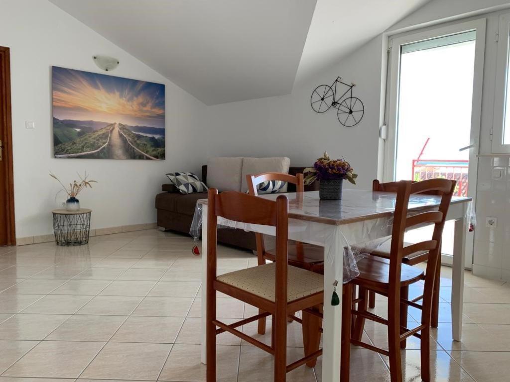 Francis Appartements Pakoštane Exteriér fotografie