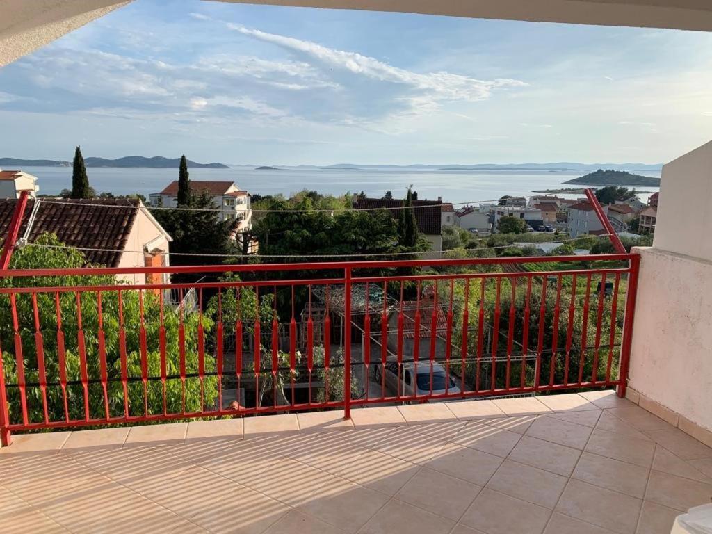 Francis Appartements Pakoštane Exteriér fotografie