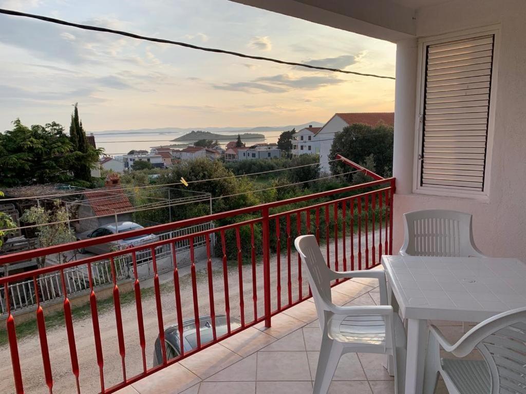 Francis Appartements Pakoštane Exteriér fotografie